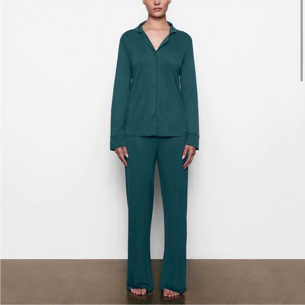 Skims teal sleep set up, size small